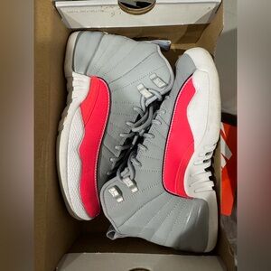 Air Jordan 12 retro pink/ grey (GS)